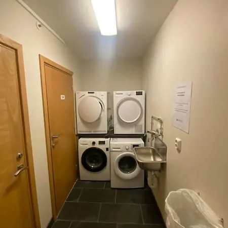 Апартаменты Dinbnb I Roof Terrace & Laundry In Sandviken