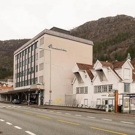Dinbnb I Roof Terrace & Laundry In Sandviken Apartment *
